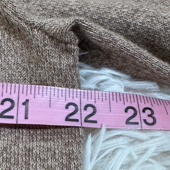 Alfred Dunner Mocha V-Neck Faux Wrap White Flowers Sweater Sz NWT - Picture 9 of 10